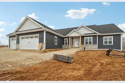 W223S9323  Oak Ridge Dr, Big Bend, WI 53103 - Photo 5