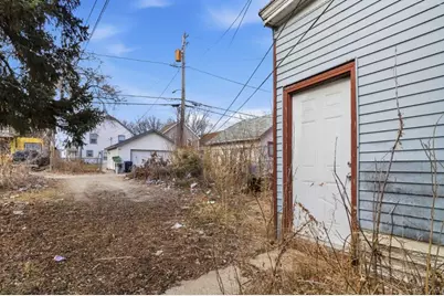 1631 N 28th St #1631A, Milwaukee, WI 53208 - Photo 19