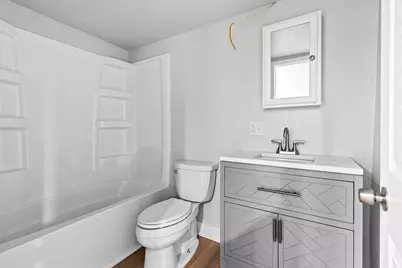 1010  Hamilton St, Manitowoc, WI 54220 - Photo 25