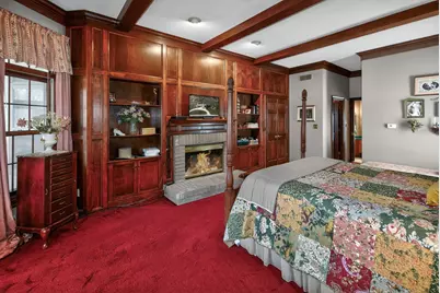 2075  Parkwood Ct, Grafton, WI 53024 - Photo 15