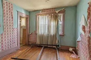 2466 N 33rd St, Milwaukee, WI 53210 - Photo 7