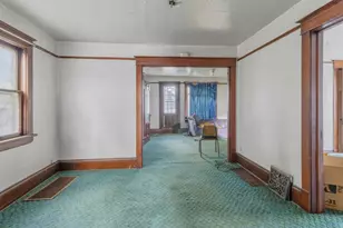 2466 N 33rd St, Milwaukee, WI 53210 - Photo 17