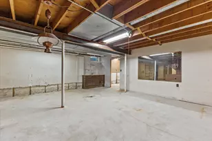 370 Douglas Ln, Cedarburg, WI 53012 - Photo 27