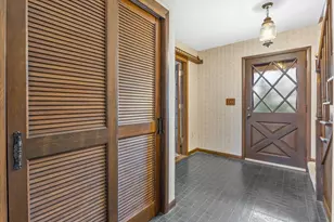 370 Douglas Ln, Cedarburg, WI 53012 - Photo 5