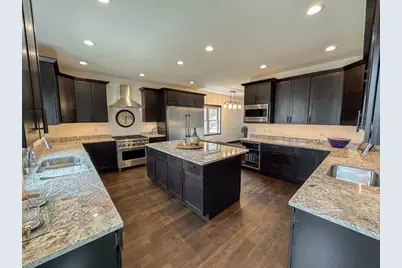 1519  9th St, La Crosse, WI 54601 - Photo 11