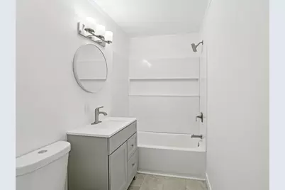 2432  Skyline Dr, Beloit, WI 53511 - Photo 17