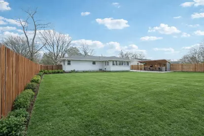 2432  Skyline Dr, Beloit, WI 53511 - Photo 33