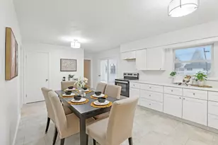 2432 Skyline Dr, Beloit, WI 53511 - Photo 5