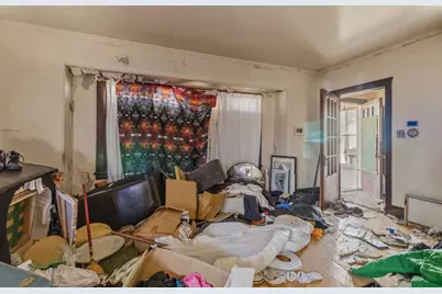 3290 N 10th St, Milwaukee, WI 53206 - Photo 5