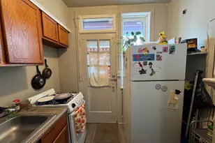 831 College Ave, Racine, WI 53403 - Photo 13