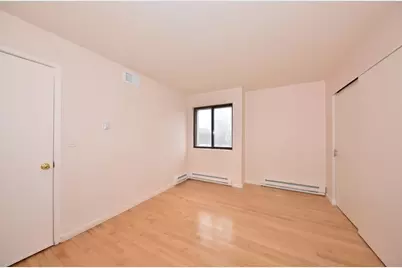 8673 N 73rd St, Milwaukee, WI 53223 - Photo 21