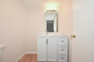 8673 N 73rd St, Milwaukee, WI 53223 - Photo 9