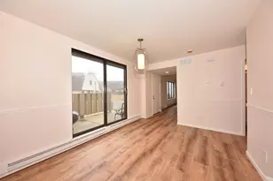 8673 N 73rd St, Milwaukee, WI 53223 - Photo 5