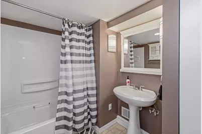 1920 S 90th St, West Allis, WI 53227 - Photo 19