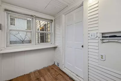 1920 S 90th St, West Allis, WI 53227 - Photo 21