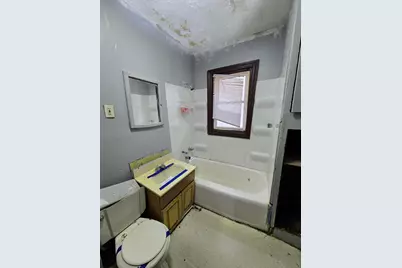 3856 N 22nd St, Milwaukee, WI 53206 - Photo 11