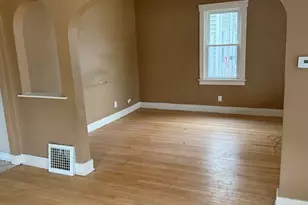 645 S Oak Park Ct, Milwaukee, WI 53214 - Photo 13