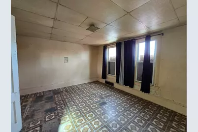 2935 N Vel R Phillips Ave, Milwaukee, WI 53212 - Photo 7