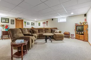 518 Midway Dr, Reedsburg, WI 53959 - Photo 17