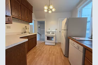 1549  Augusta St, Racine, WI 53402 - Photo 5