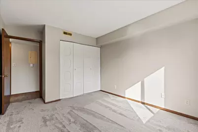 N84W15979  Menomonee Ave #102, Menomonee Falls, WI 53051 - Photo 17