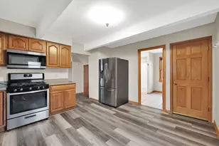 1712 E Saveland Ave, Milwaukee, WI 53207 - Photo 5