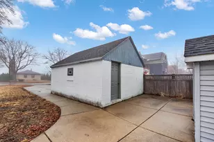 1712 E Saveland Ave, Milwaukee, WI 53207 - Photo 19