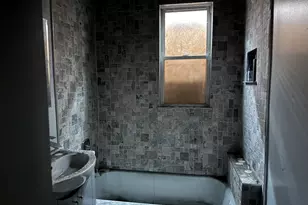 2922 N 17th St, Milwaukee, WI 53206 - Photo 7