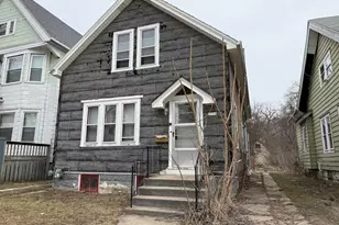 3156 N 6th St, Milwaukee, WI 53212 - Photo 1