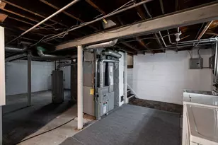 507 S Oak Park Ct, Milwaukee, WI 53214 - Photo 31