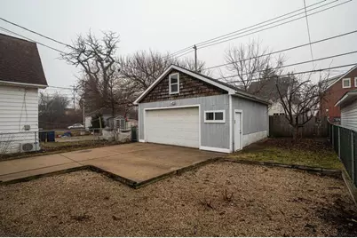 507 S Oak Park Ct, Milwaukee, WI 53214 - Photo 35