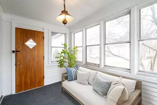 507 S Oak Park Ct, Milwaukee, WI 53214 - Photo 3