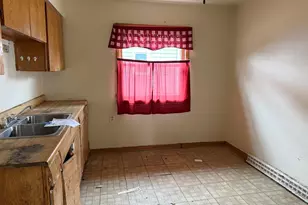 5952 N 61st St, Milwaukee, WI 53218 - Photo 7