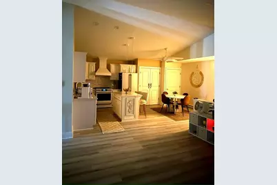 183  Minz Park Cir, West Bend, WI 53095 - Photo 3