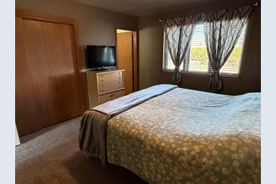 2834  43rd St, Two Rivers, WI 54241 - Photo 25