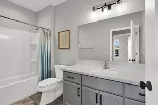 N62W21743 Augusta Pkwy, Menomonee Falls, WI 53051 - Photo 11