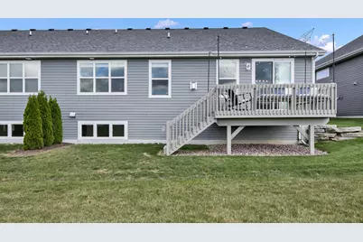 N62W21743  Augusta Pkwy, Menomonee Falls, WI 53051 - Photo 19