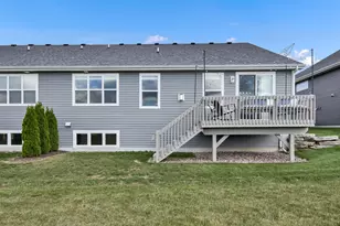 N62W21743 Augusta Pkwy, Menomonee Falls, WI 53051 - Photo 19