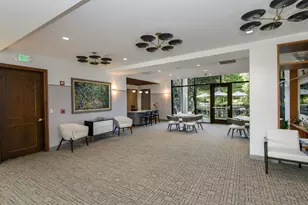 929 N Astor St, Milwaukee, WI 53202 - Photo 19