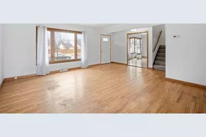 9622 W Tupelo Ct, Milwaukee, WI 53224 - Photo 5