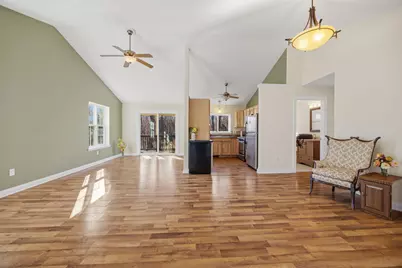 W5336  Wisconsin Dr, Sugar Creek, WI 53121 - Photo 13