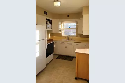 11605 W Mount Vernon Ave, Wauwatosa, WI 53226 - Photo 15