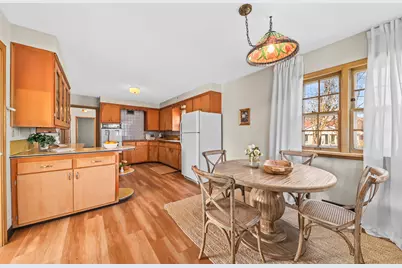 8766  Parkview Ct, Wauwatosa, WI 53226 - Photo 13