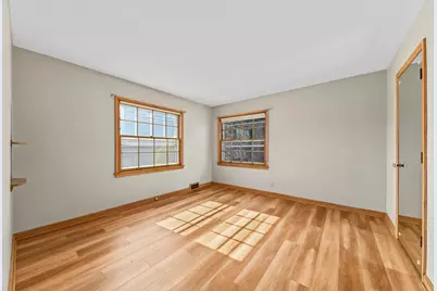 8766  Parkview Ct, Wauwatosa, WI 53226 - Photo 21