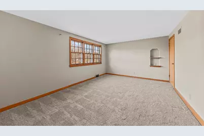 8766  Parkview Ct, Wauwatosa, WI 53226 - Photo 25