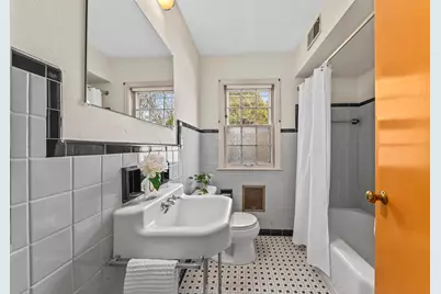 8766  Parkview Ct, Wauwatosa, WI 53226 - Photo 19