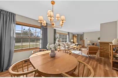 8766  Parkview Ct, Wauwatosa, WI 53226 - Photo 11