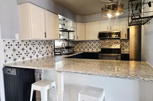 1327 Montclair Pl, Fort Atkinson, WI 53538 - Photo 13