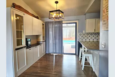 1327  Montclair Pl, Fort Atkinson, WI 53538 - Photo 9