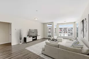 1905 N Water St, Milwaukee, WI 53202 - Photo 3